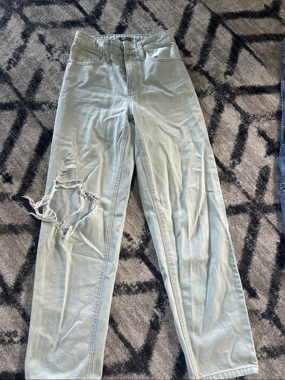 Light Blue High-Waist Straight Jeans with Distressed Knee